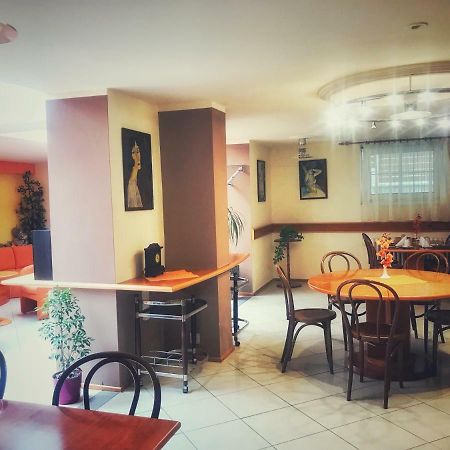 Penzion Fontis Terrae Hotel Trencianske Teplice Luaran gambar